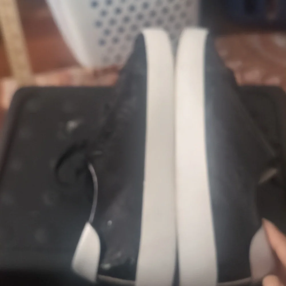 ED Love Black Leather Sneakers Size 9M